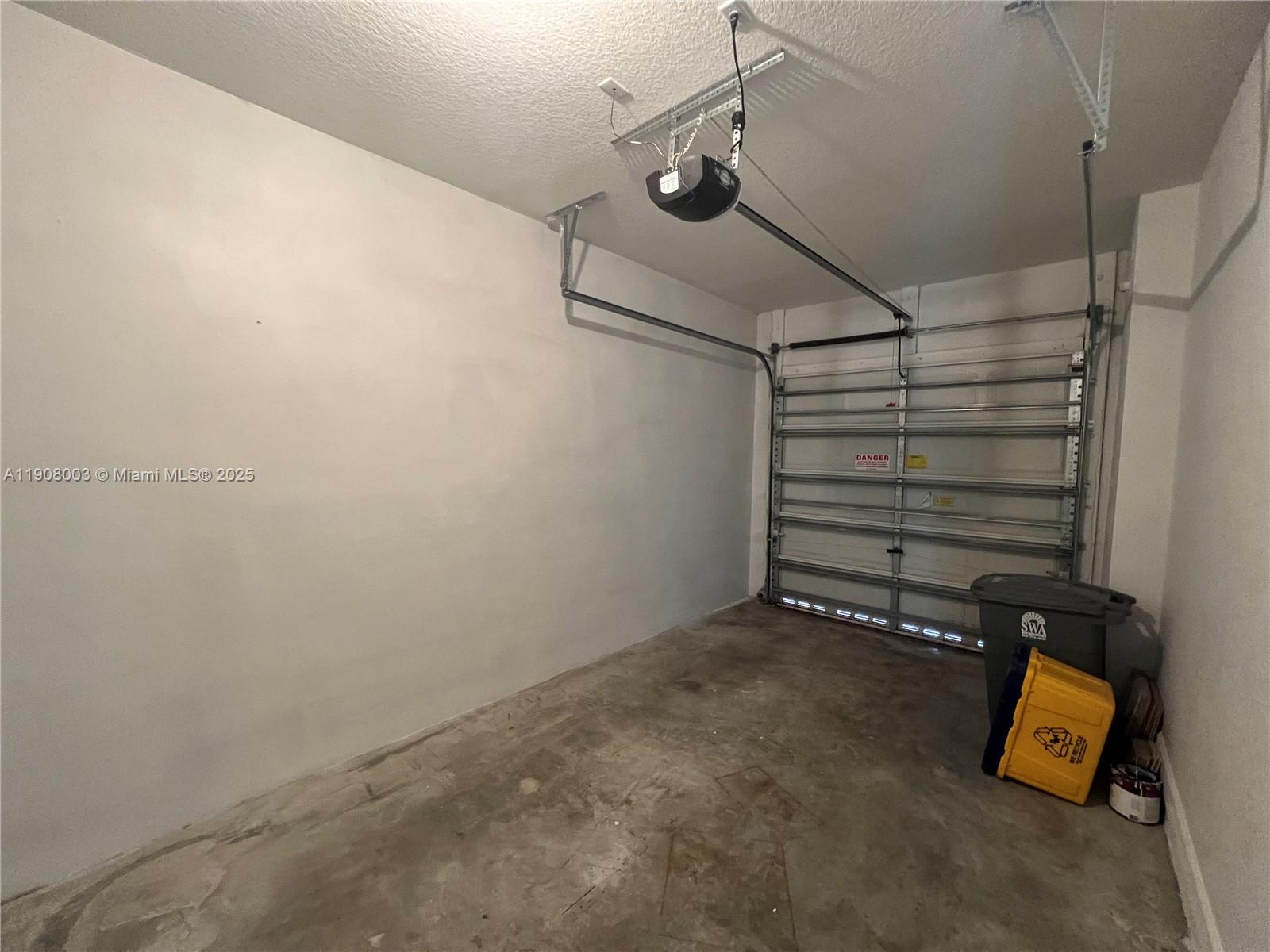 VENTURA GREENS AT EMERALD - Residential Lease