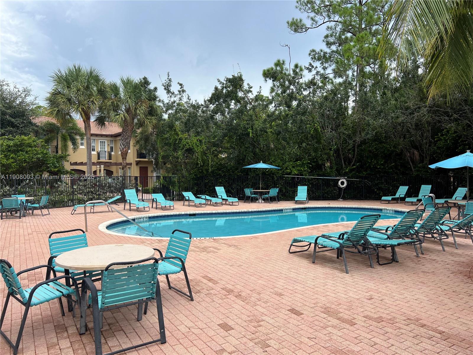 VENTURA GREENS AT EMERALD - Residential Lease