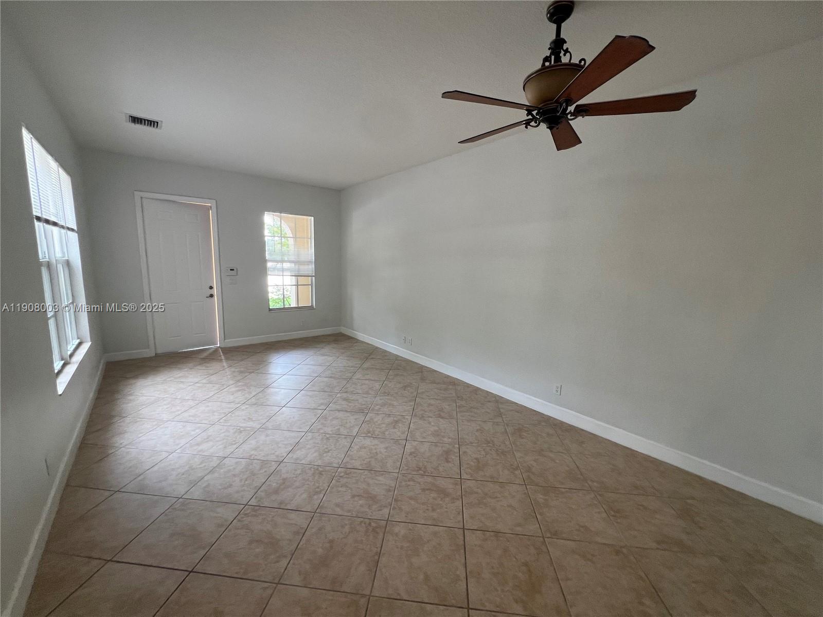 VENTURA GREENS AT EMERALD - Residential Lease