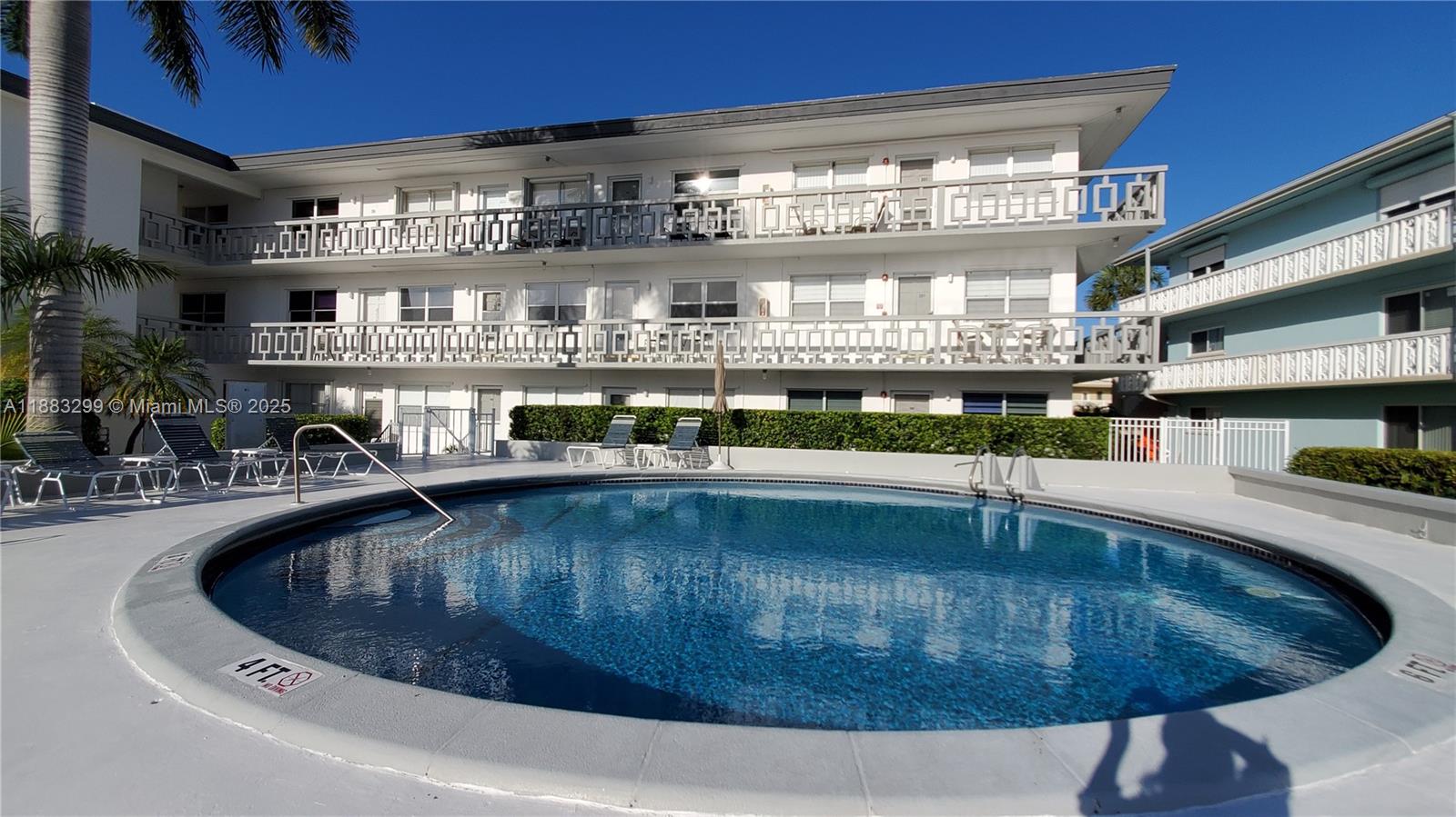 ENVOY NORTH CONDO - Residential Lease