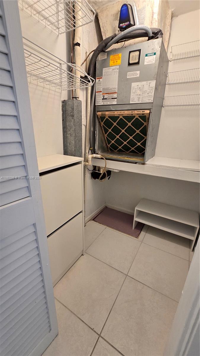 ENVOY NORTH CONDO - Residential Lease