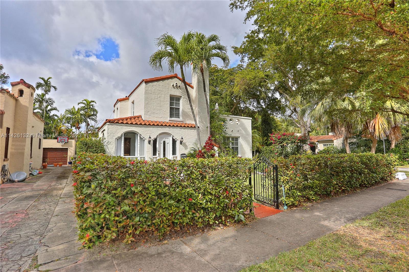 C GAB GRANADA SEC - Residential Lease