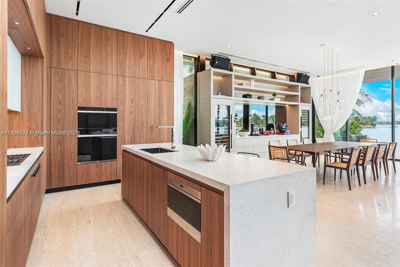 SAN MARINO ISLAND - Residential Lease