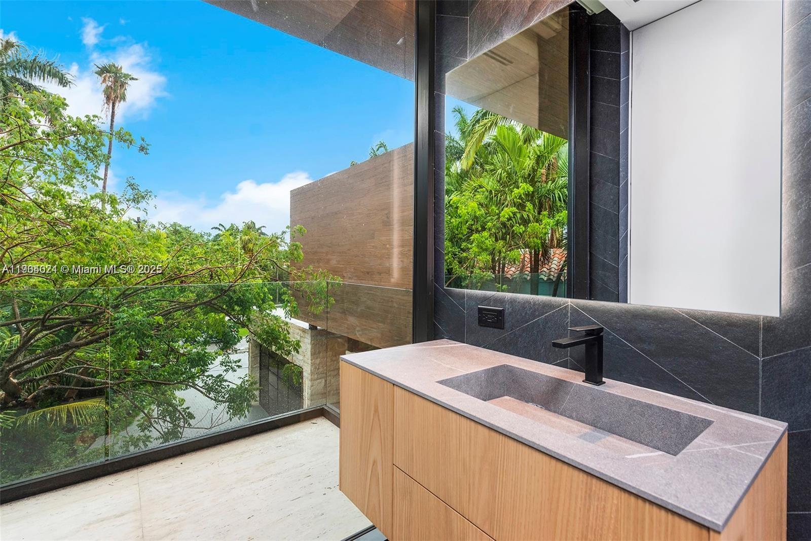 SAN MARINO ISLAND - Residential Lease