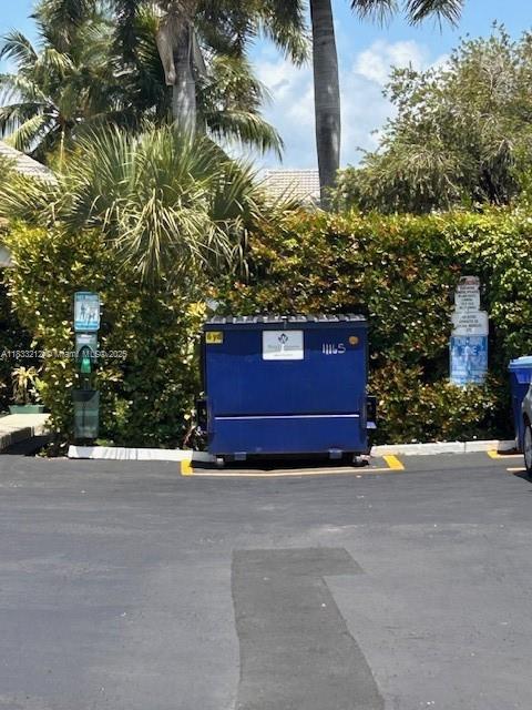 CALAIS CONDO - Residential