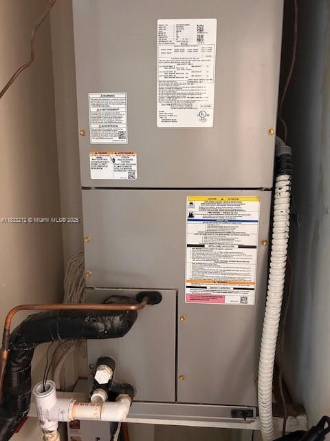 CALAIS CONDO - Residential