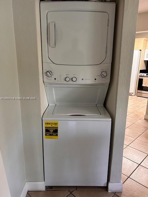 CALAIS CONDO - Residential