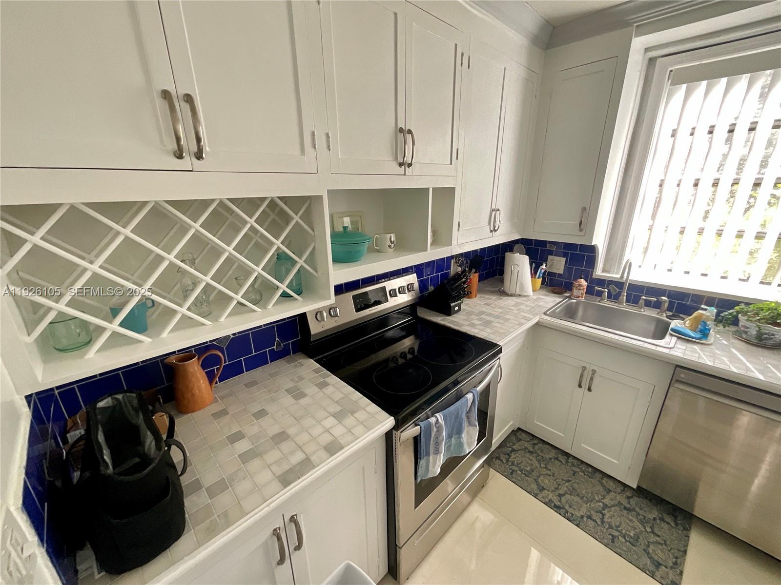 VICTORIA PARK CORR AMEN P - Residential Lease