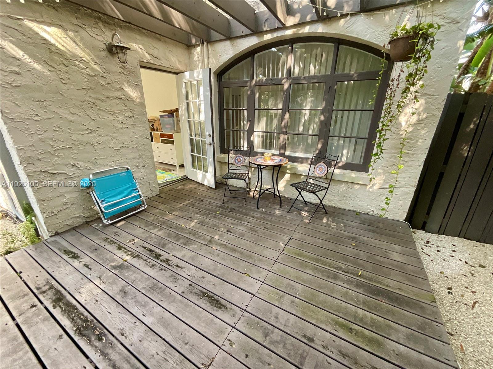 VICTORIA PARK CORR AMEN P - Residential Lease