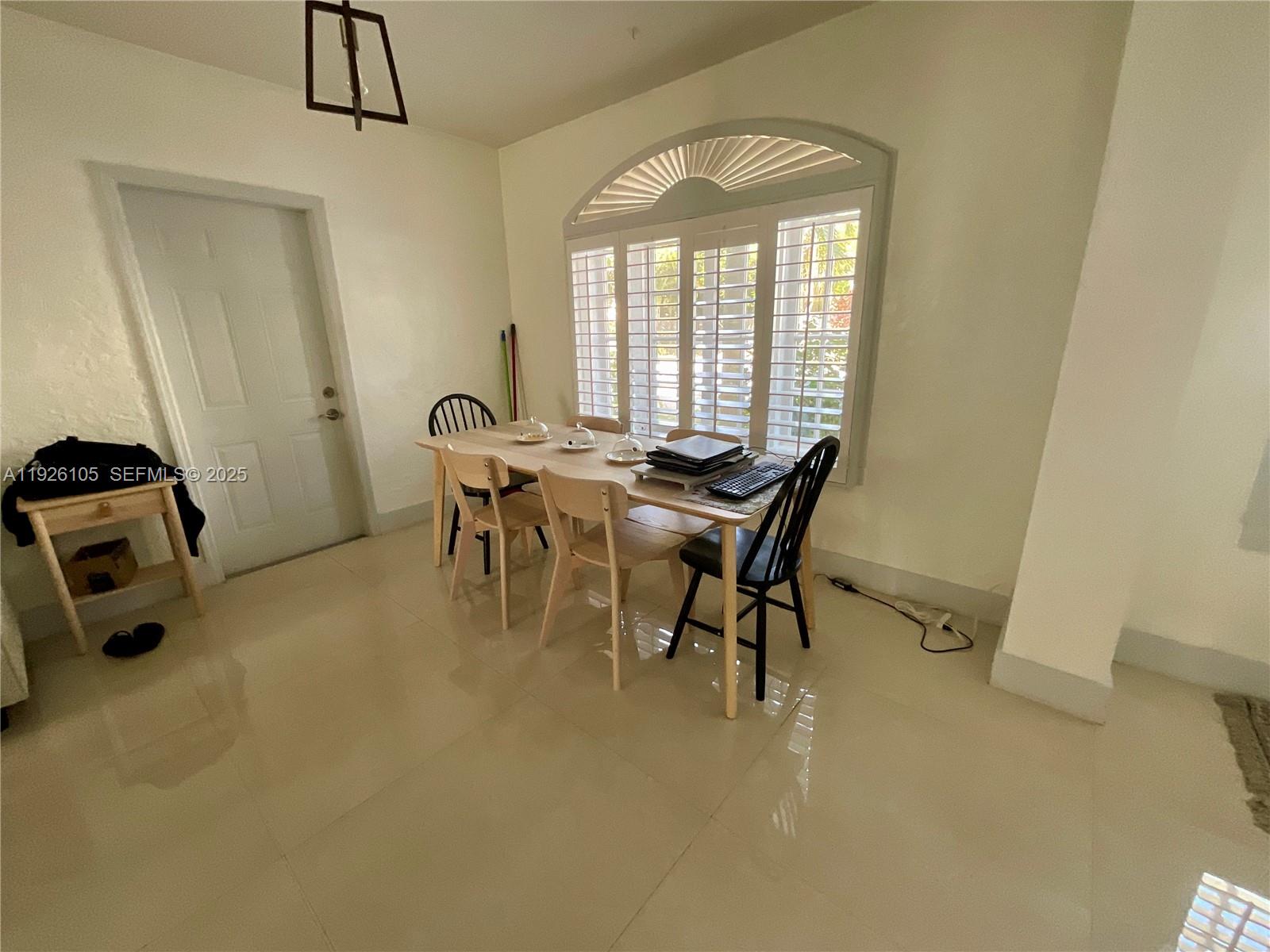 VICTORIA PARK CORR AMEN P - Residential Lease