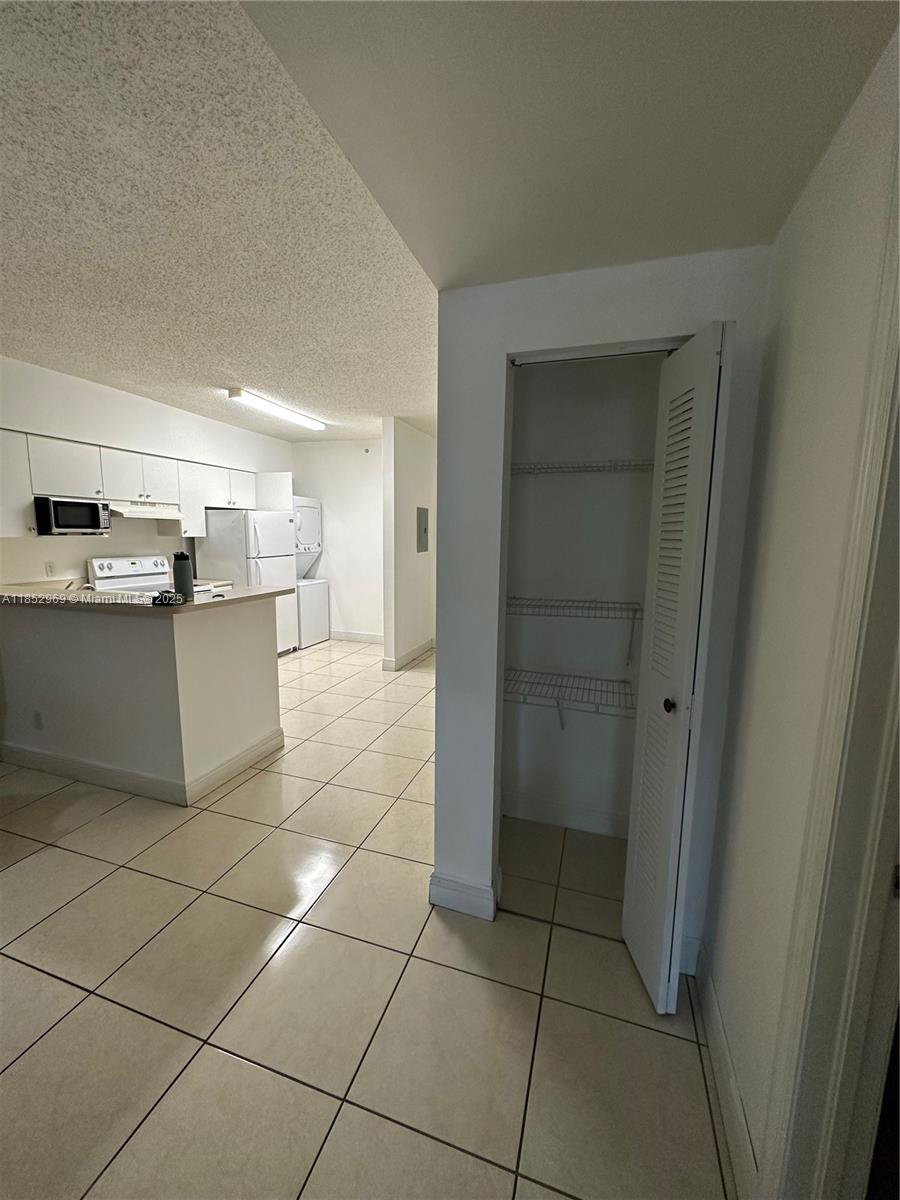 5099 NW 7th St 103