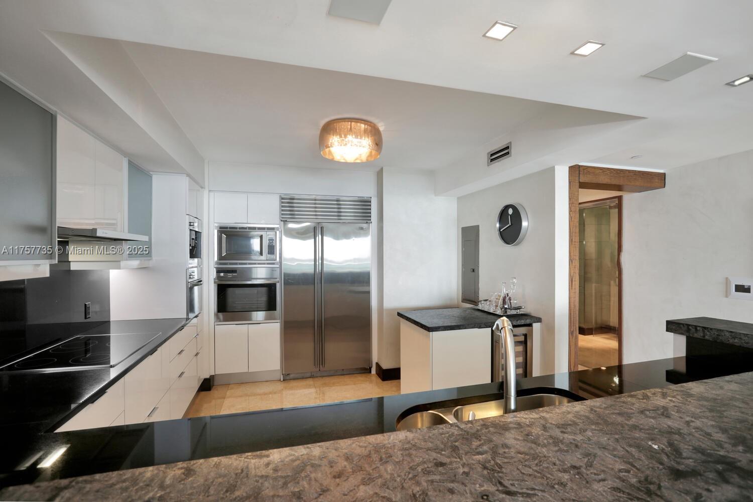 JADE RESIDENCES AT BRICKE - Residential