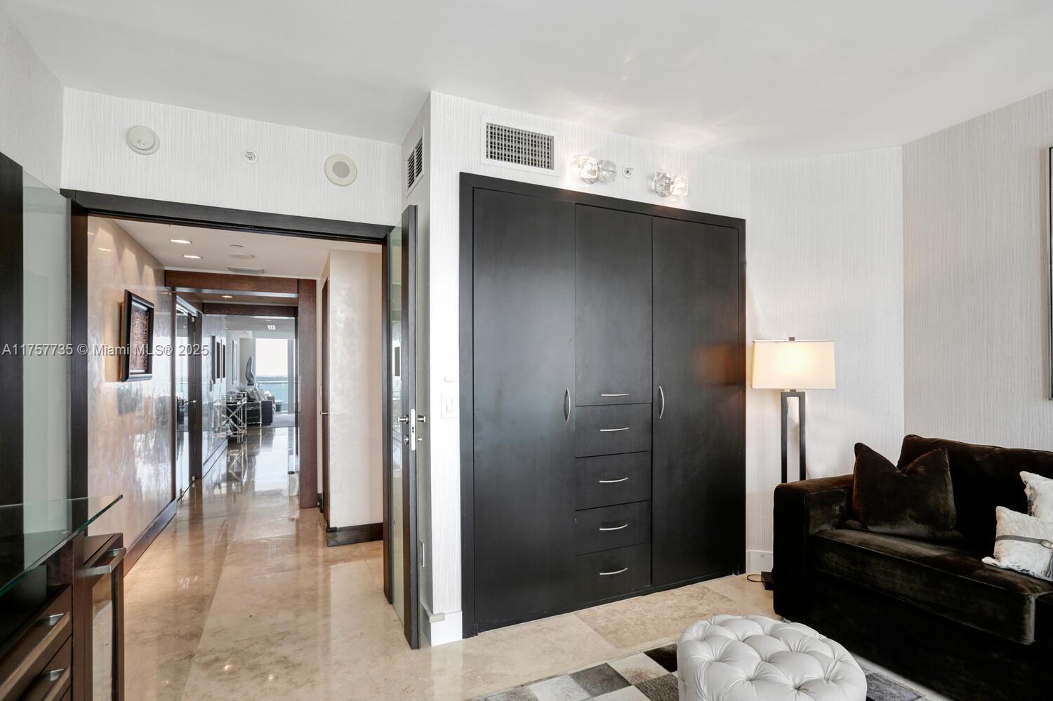 JADE RESIDENCES AT BRICKE - Residential