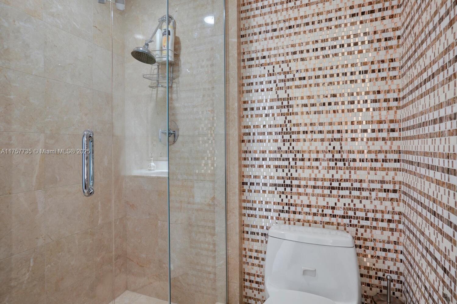 JADE RESIDENCES AT BRICKE - Residential