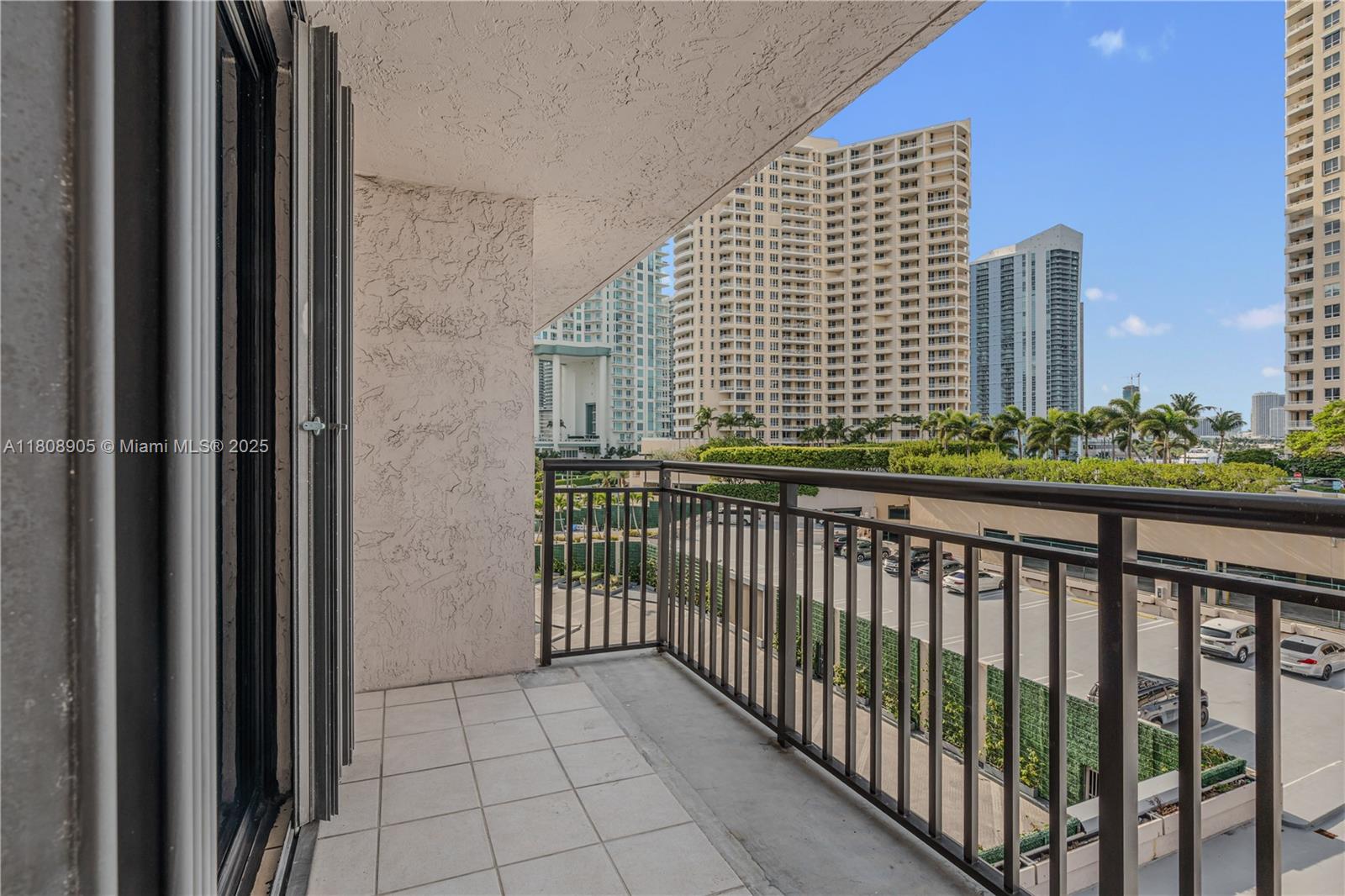 BRICKELL KEY II CONDO DES - Residential