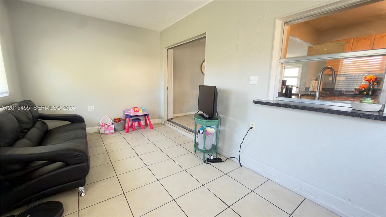 SUNRISE GOLF VILLAGE SEC - Residential