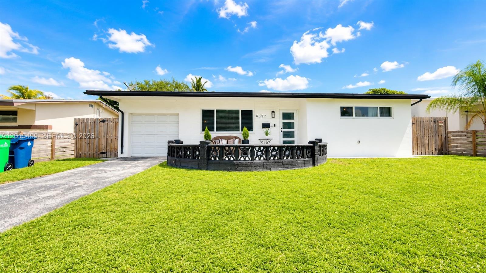 8357 NW 25th Ct