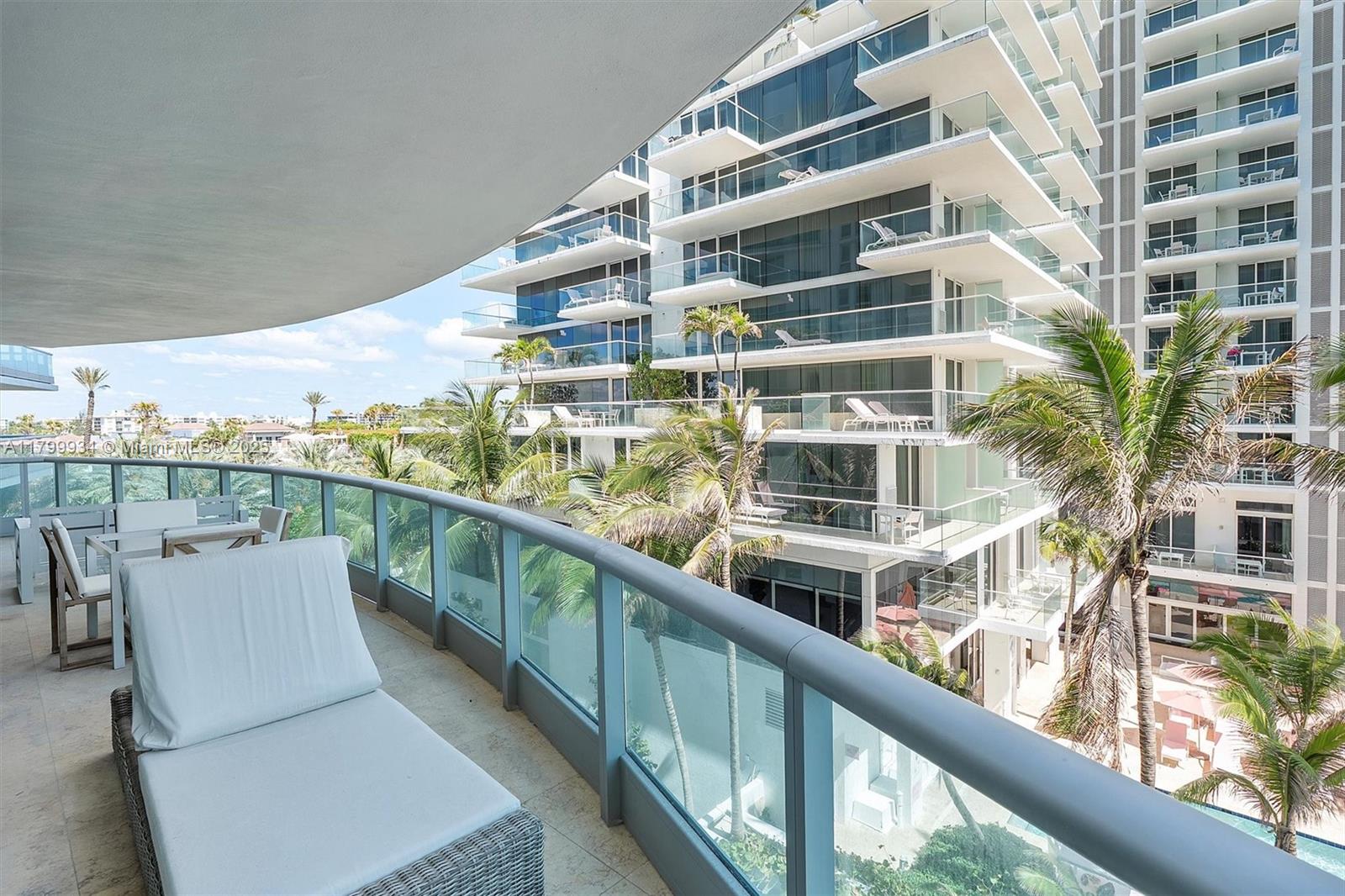 AZURE CONDO - Residential