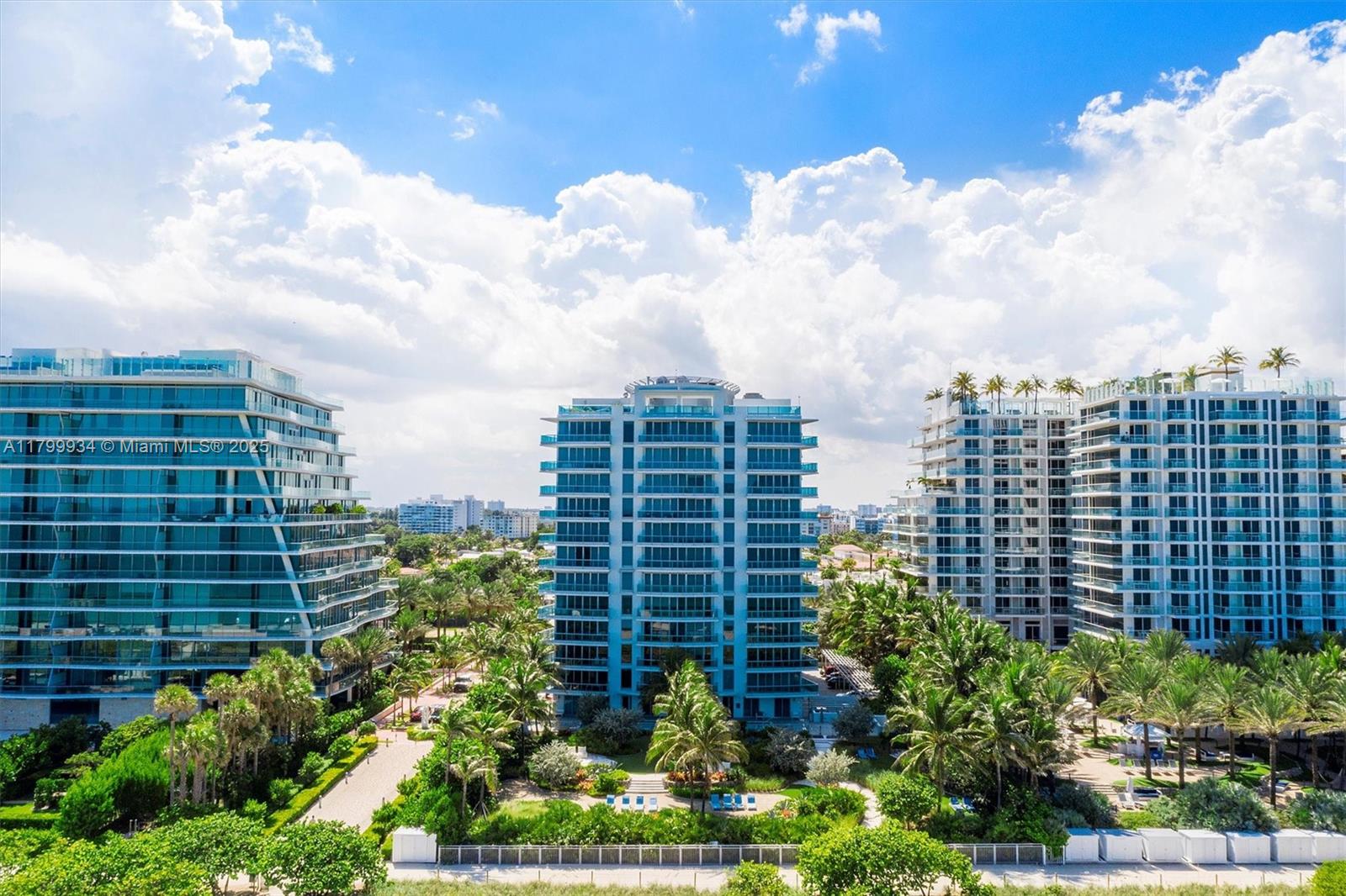 AZURE CONDO - Residential
