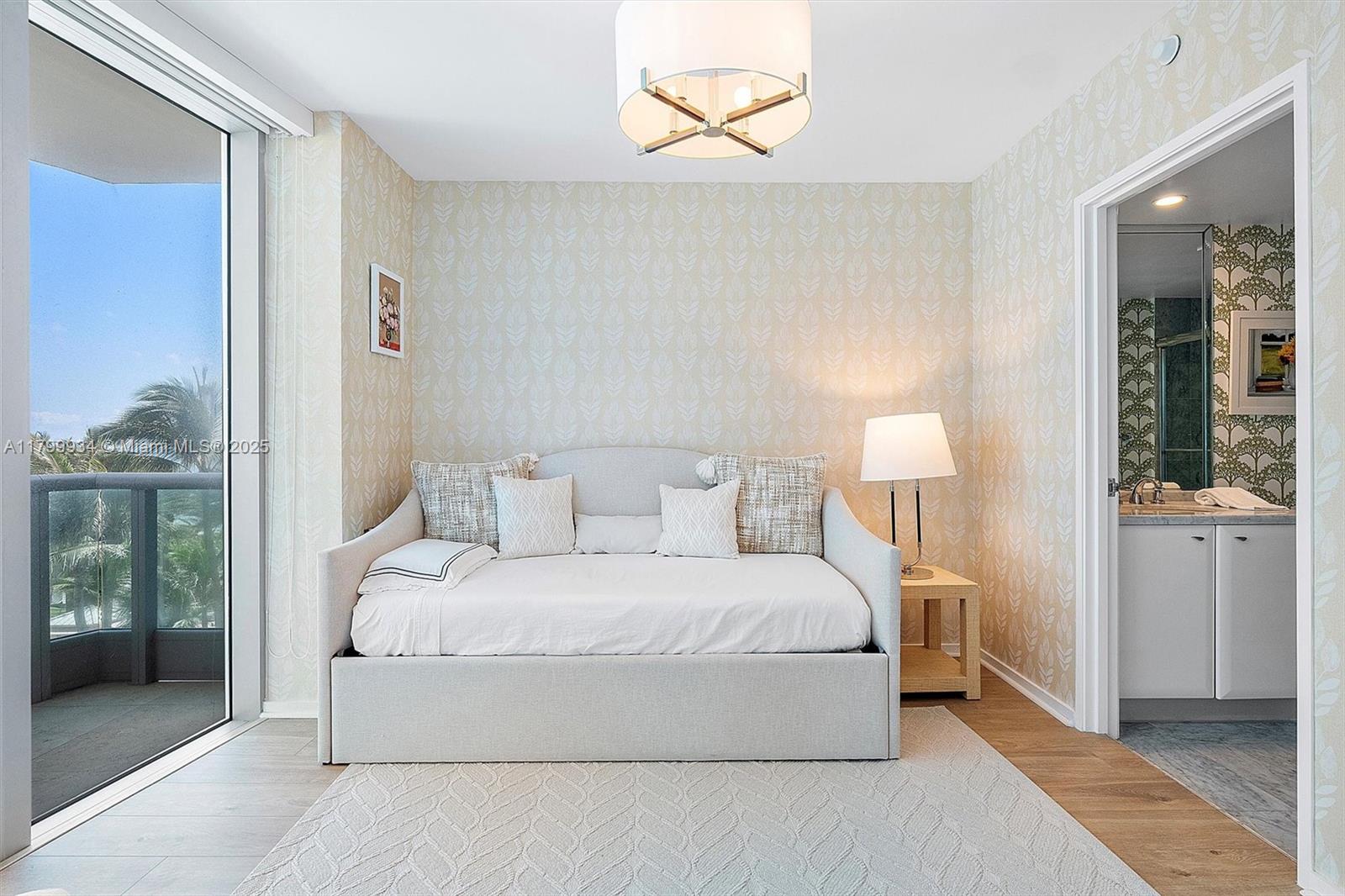 AZURE CONDO - Residential