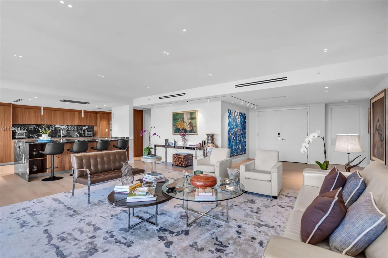 Key Biscayne, Florida 33149, United States, 3 Bedrooms Bedrooms, ,5 BathroomsBathrooms,Residential,Active,165782