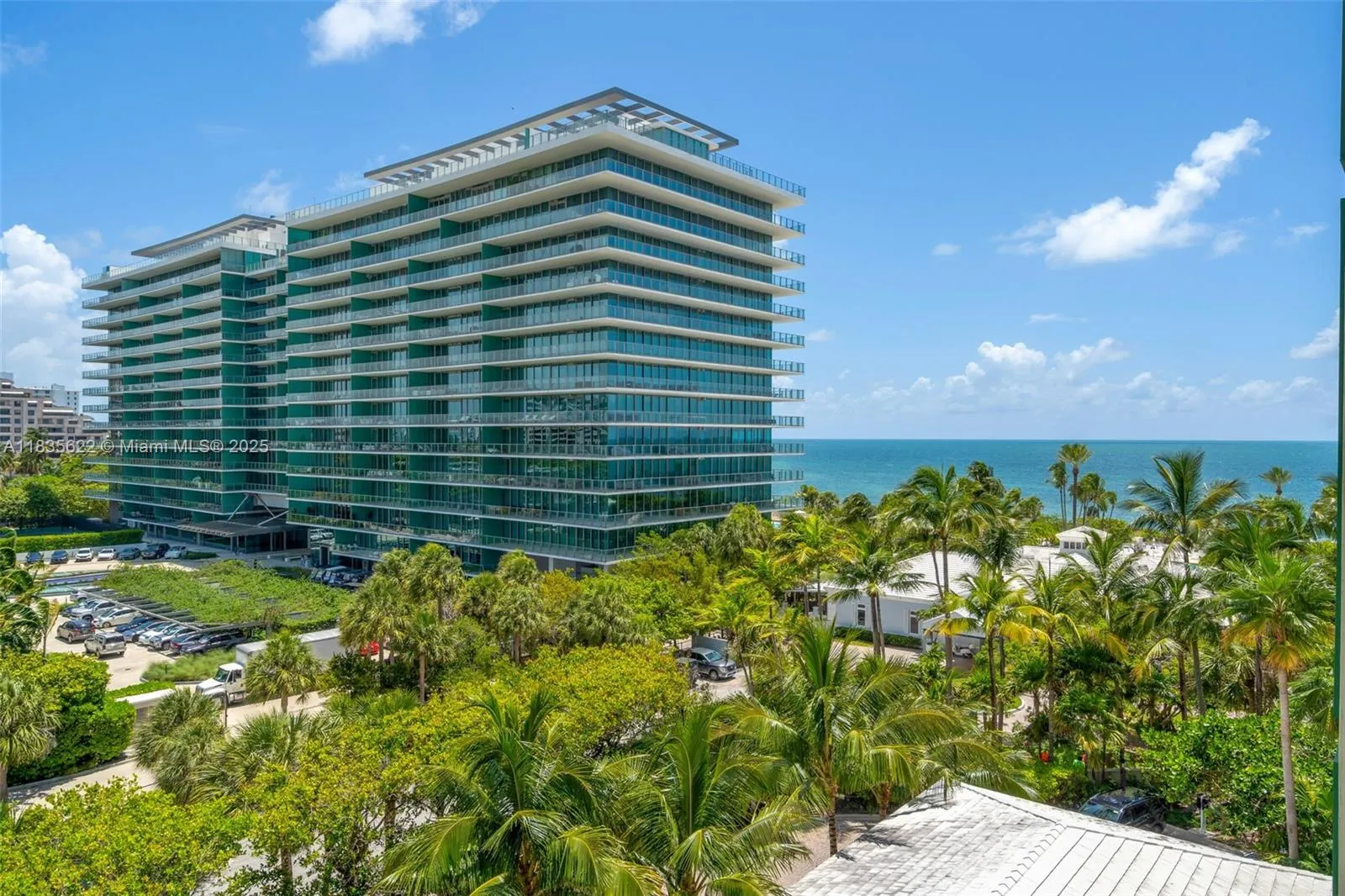 Key Biscayne, Florida 33149, United States, 3 Bedrooms Bedrooms, ,5 BathroomsBathrooms,Residential,Active,165782