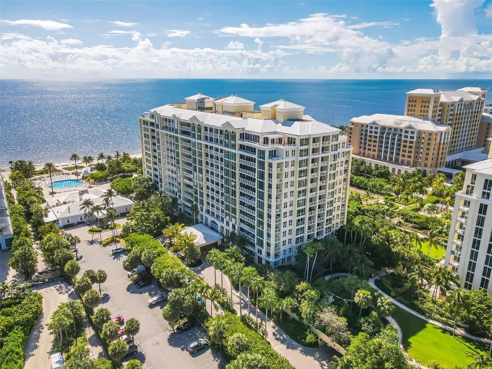 Key Biscayne, Florida 33149, United States, 3 Bedrooms Bedrooms, ,5 BathroomsBathrooms,Residential,Active,165782
