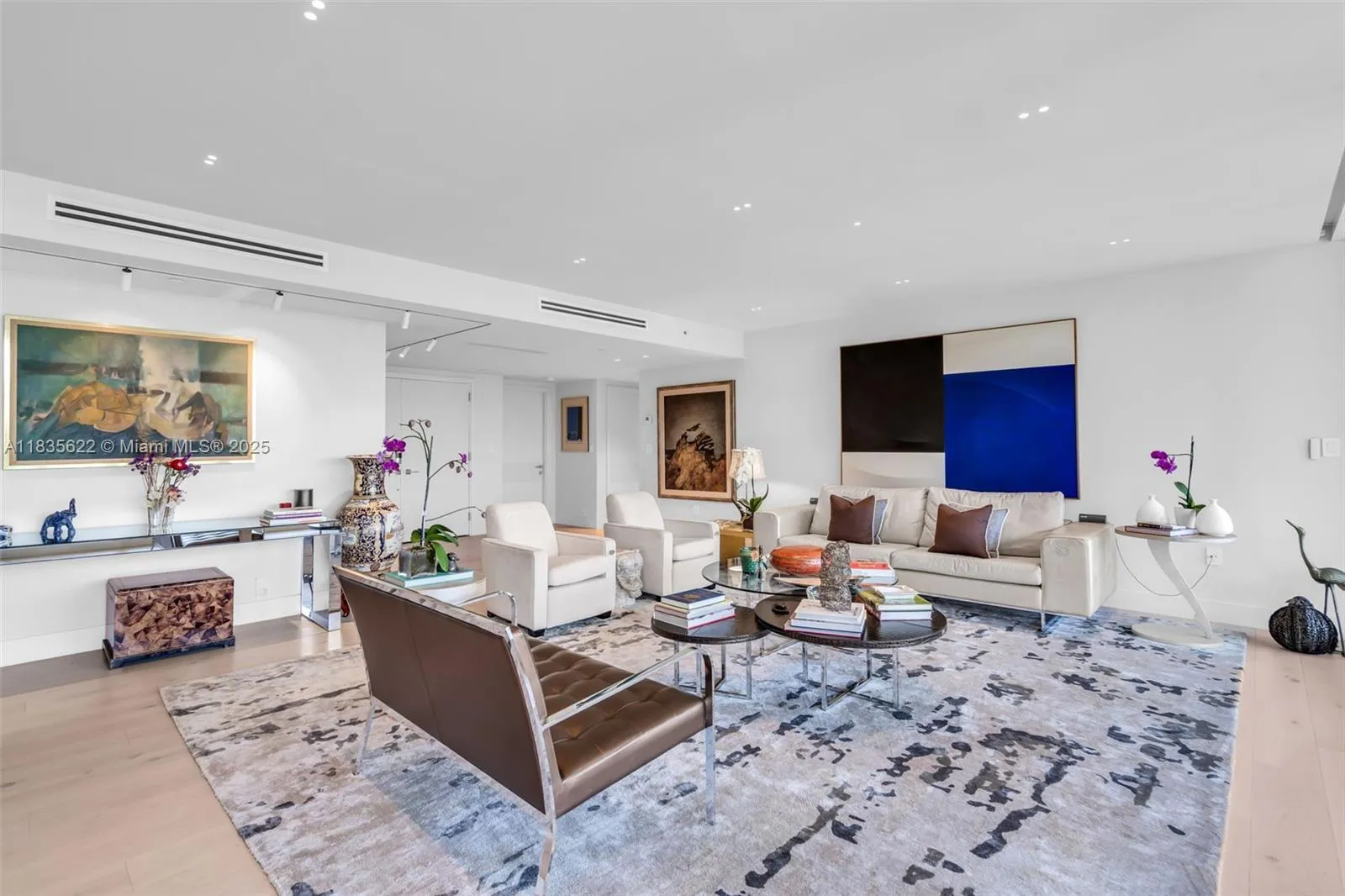 Key Biscayne, Florida 33149, United States, 3 Bedrooms Bedrooms, ,5 BathroomsBathrooms,Residential,Active,165782