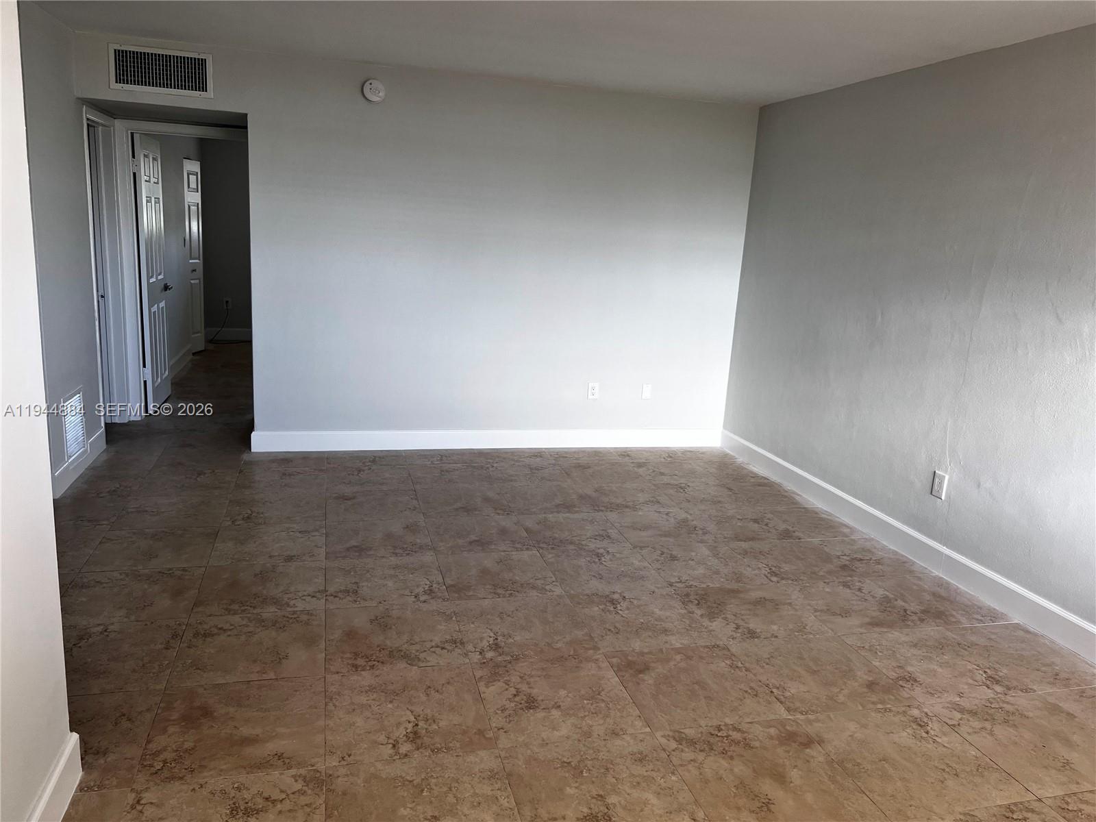 12590 CORONADO TOWERS CON - Residential