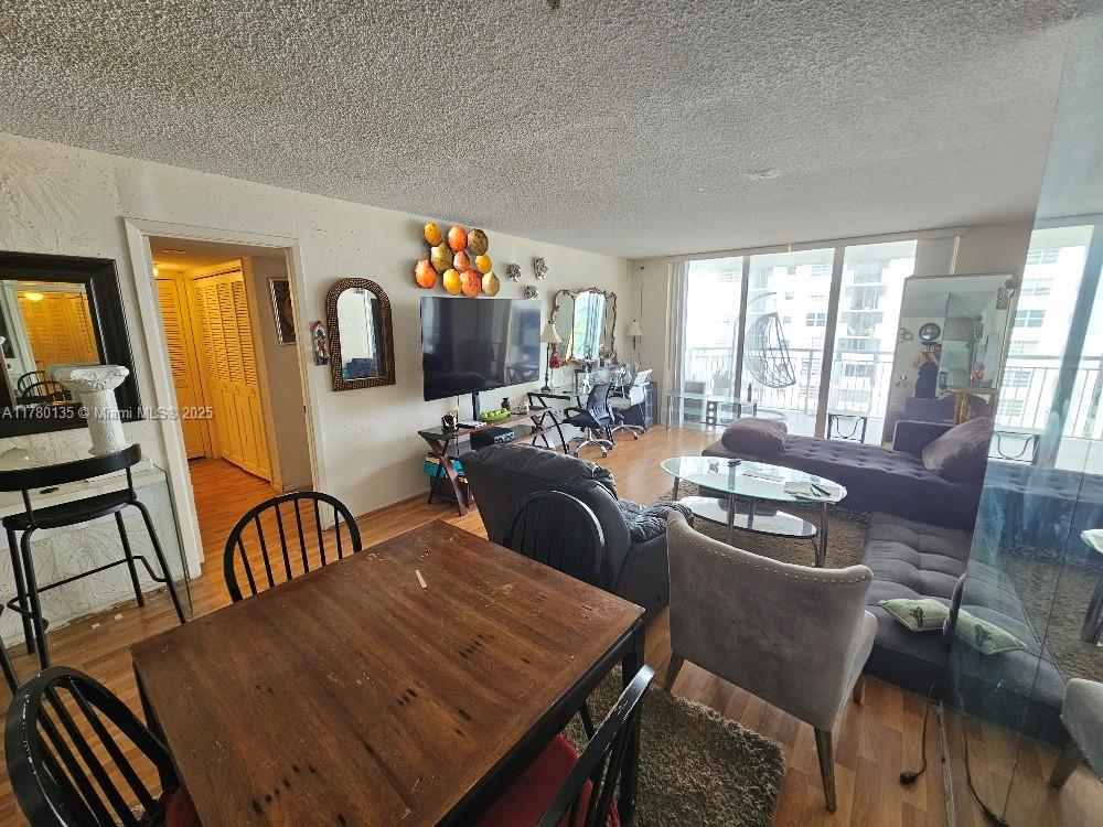 DEL PRADO MARINA - Residential