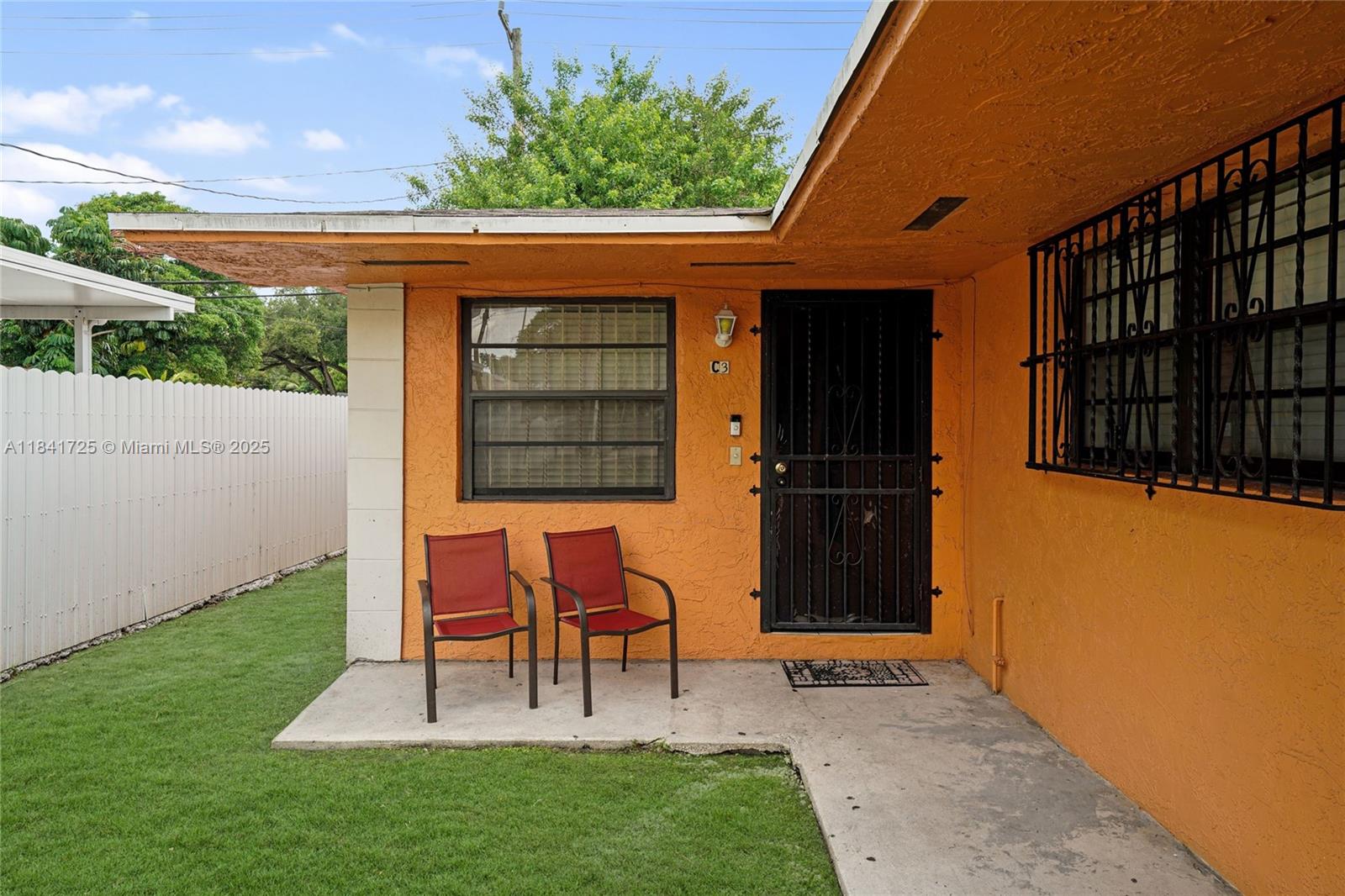 1935 NW 95th Ter