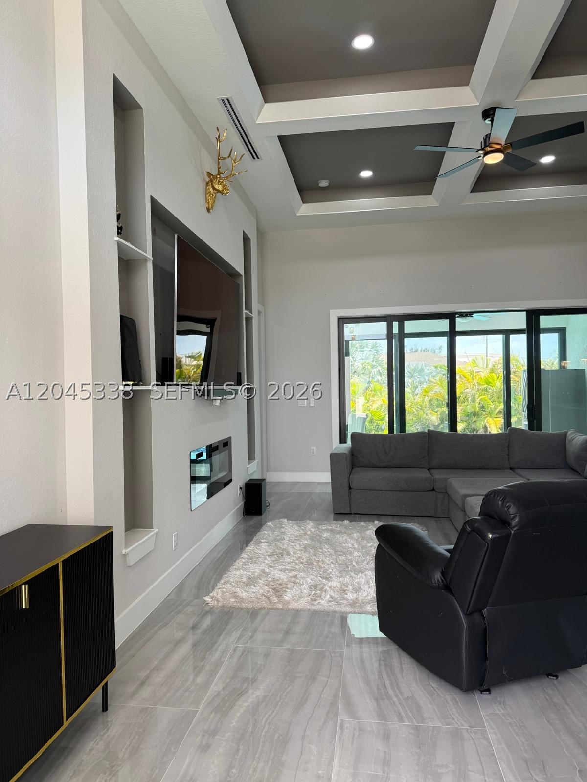 1600 SW 1st street