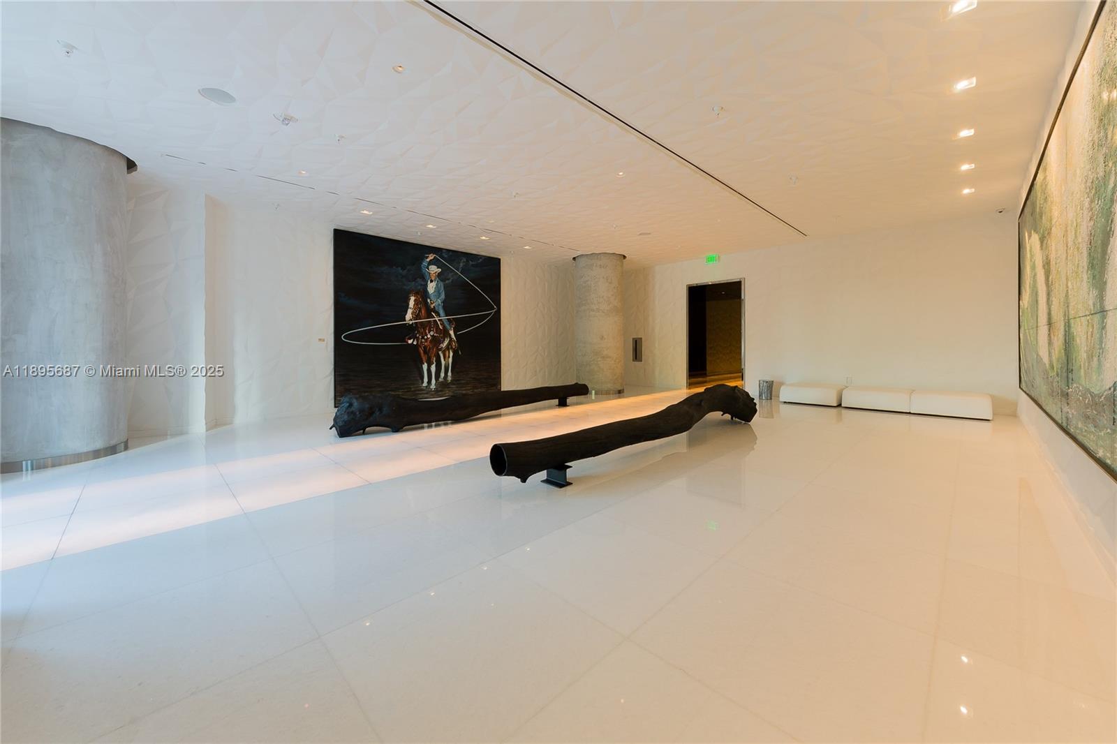 SLS - Residential Lease