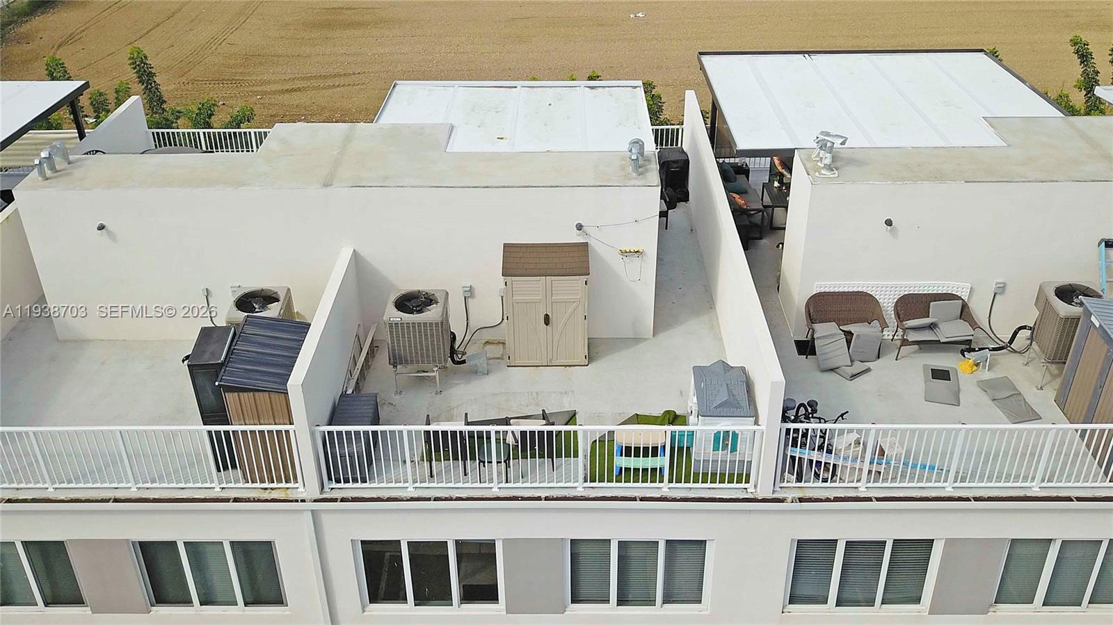 PARADISE ONE - Residential