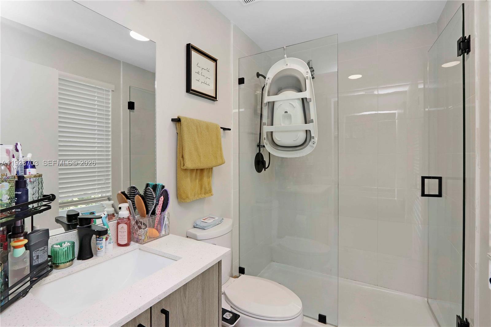 PARADISE ONE - Residential