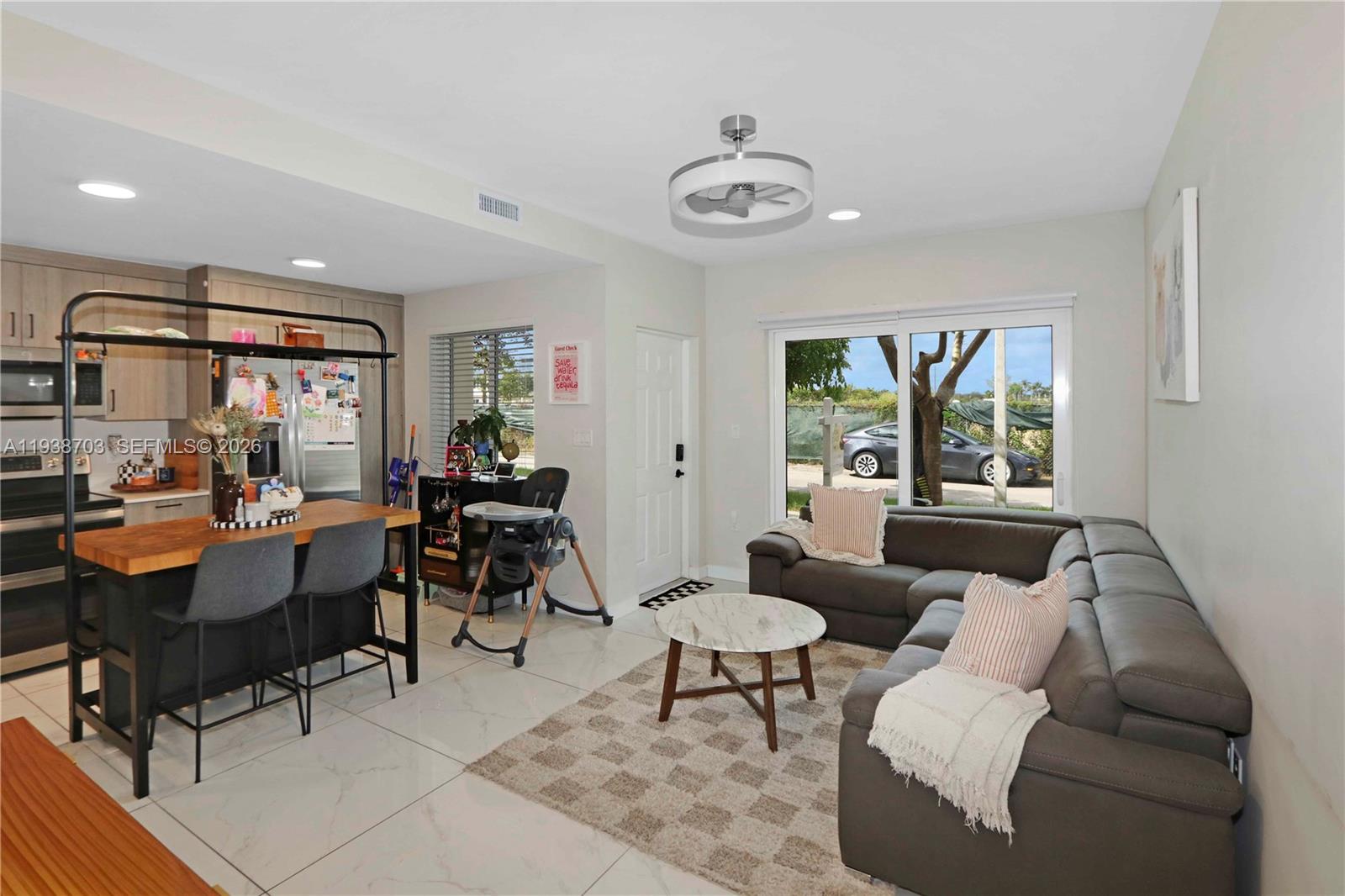 PARADISE ONE - Residential