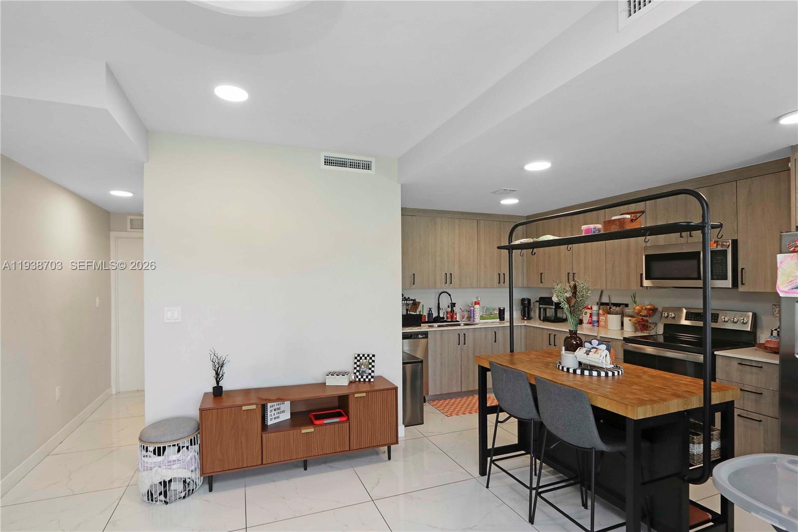 PARADISE ONE - Residential