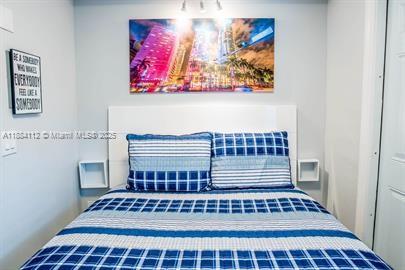 RESUB BLKS 9-12 HOLMBERG - Residential Lease