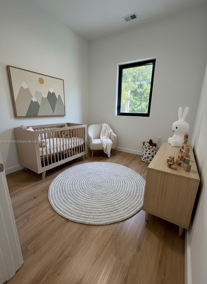 54 ST BUS CENTER SUB - Residential Lease