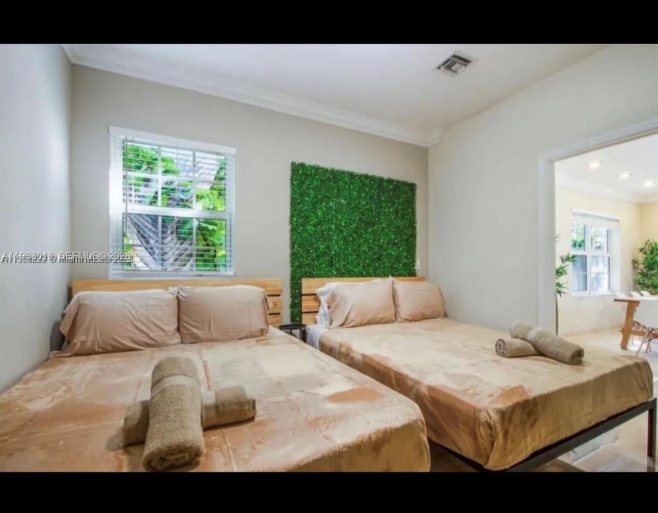 SHADOWLAWN EXTENSION SUB - Residential