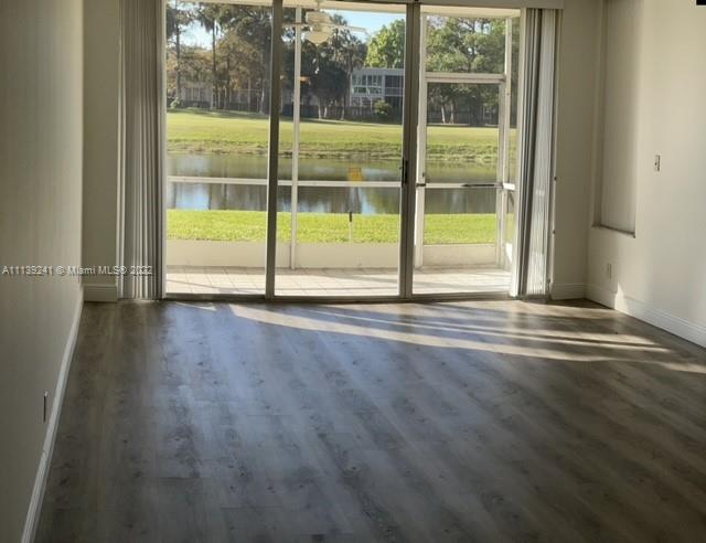 PALM-AIRE C C APTS 102 CO - Residential Lease