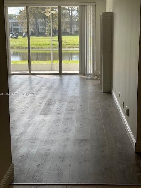 PALM-AIRE C C APTS 102 CO - Residential Lease