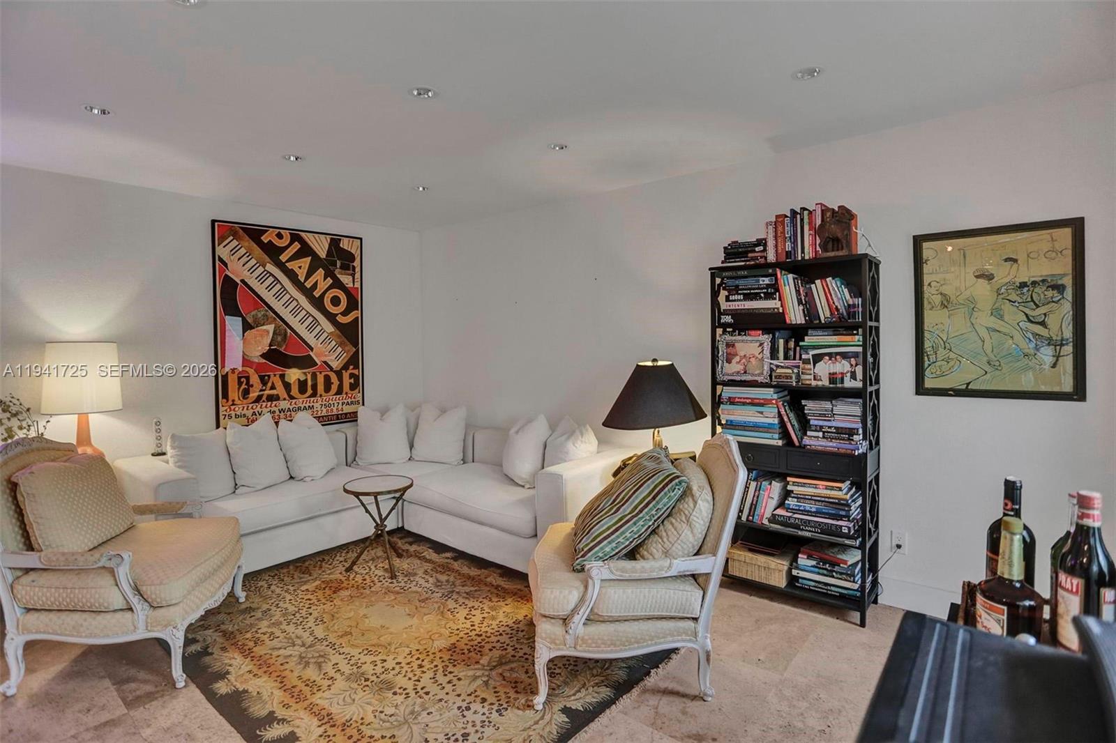 OCEAN BEACH FLA SUB - Residential