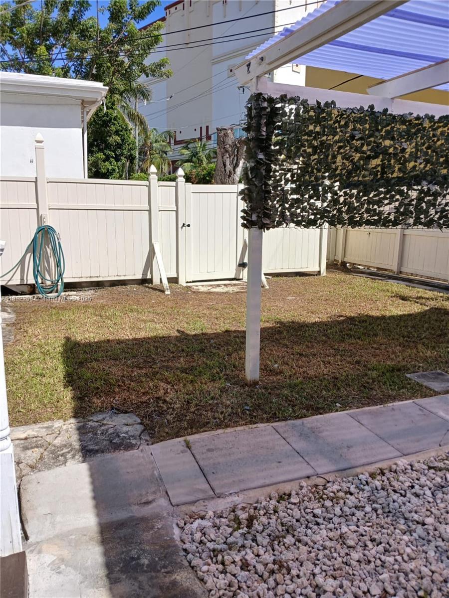 SILVER BLUFF EST SEC C - Residential Income