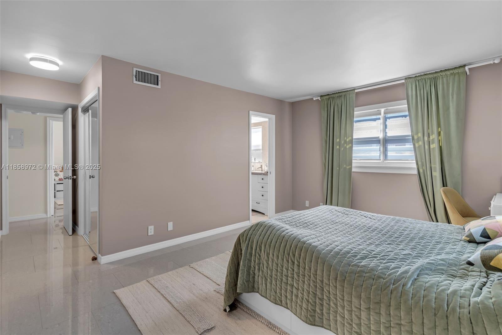 301 NE 14th Ave 601