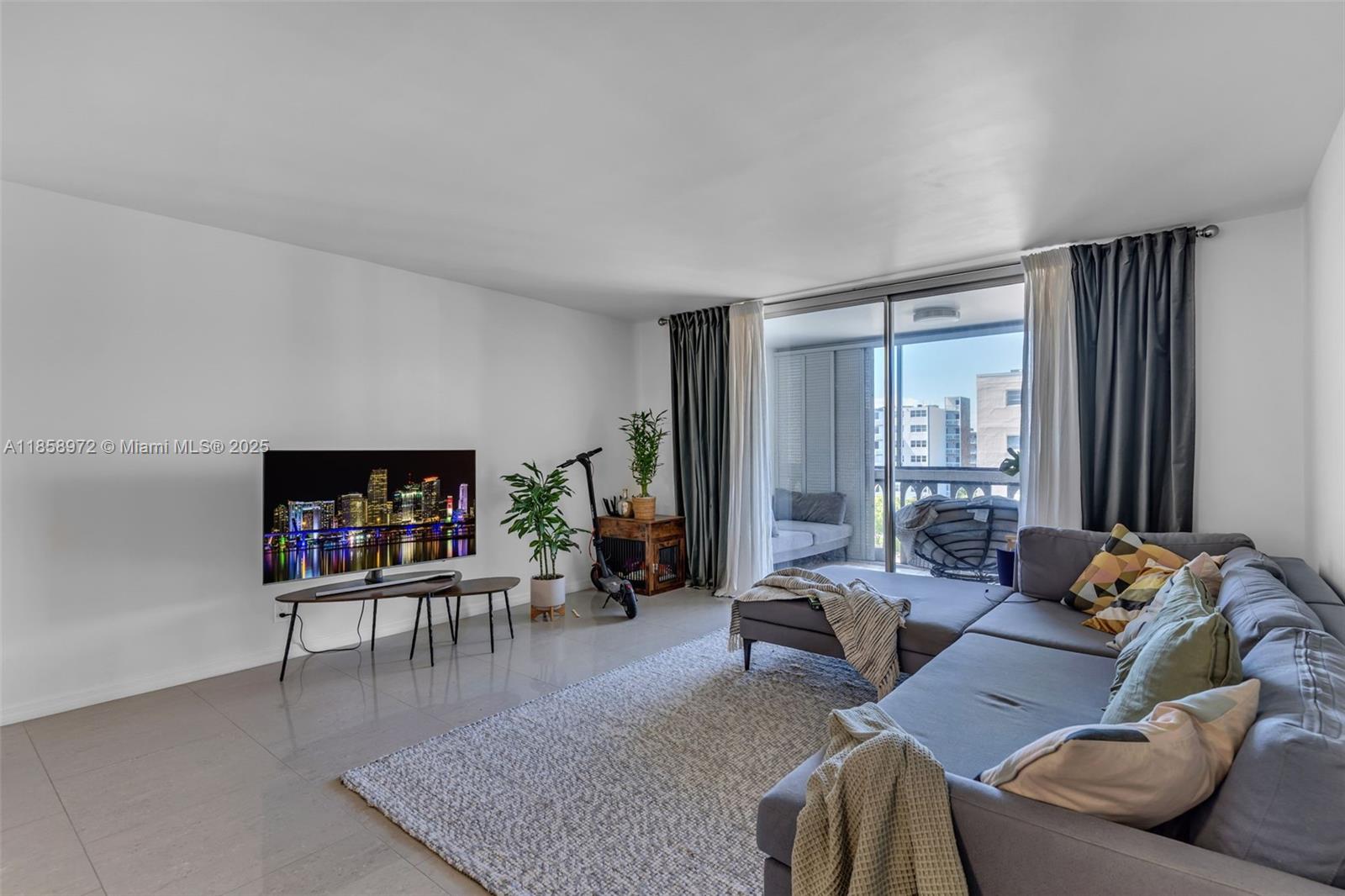 301 NE 14th Ave 601