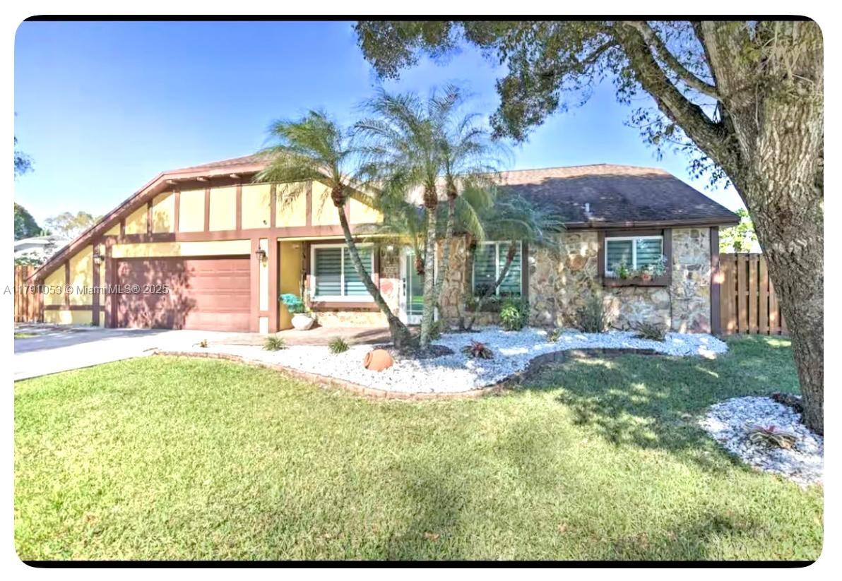 Rental Property at 853 S South Wind Cir, Sunrise, Miami-Dade County, Florida - Bedrooms: 3 
Bathrooms: 2  - $5,000 MO.