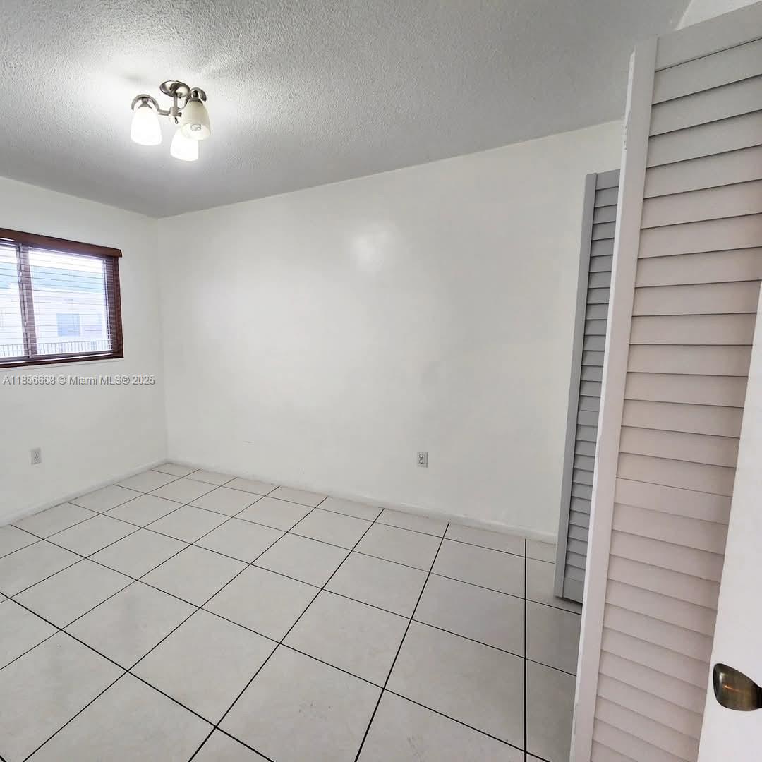 1800 SW 25th St 2304