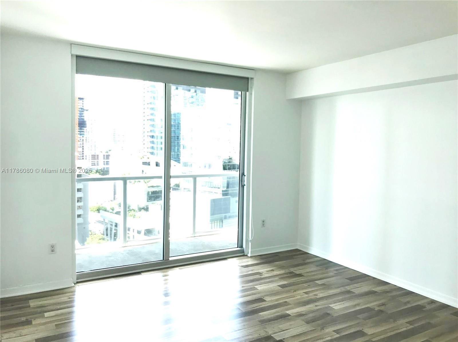 55 SE 6th St 1610
