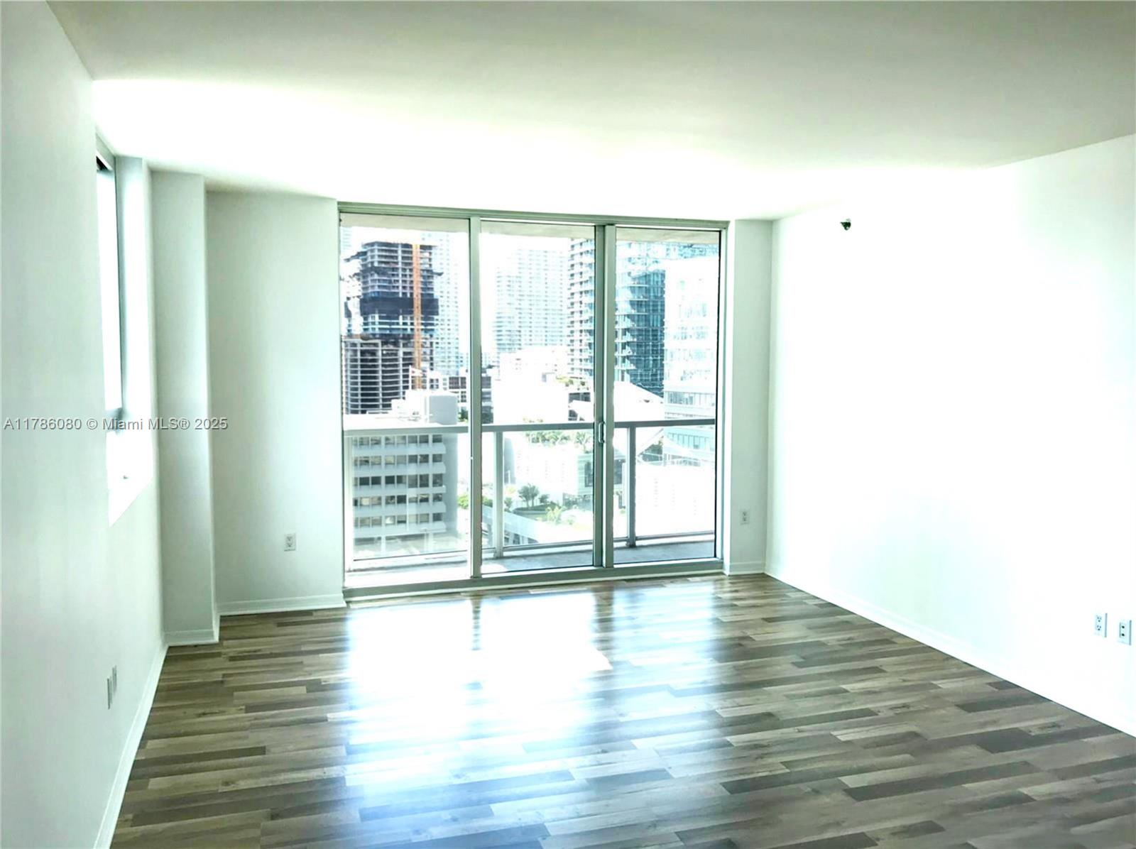 55 SE 6th St 1610